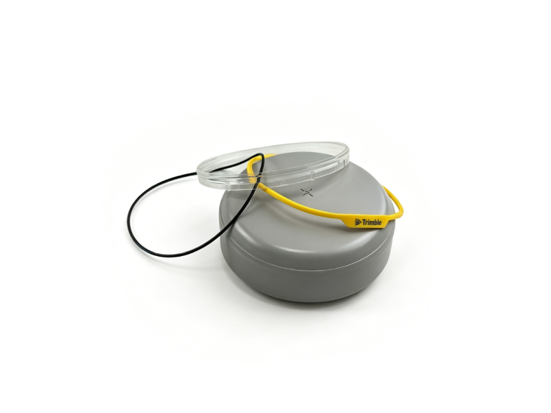 Trimble R10 case